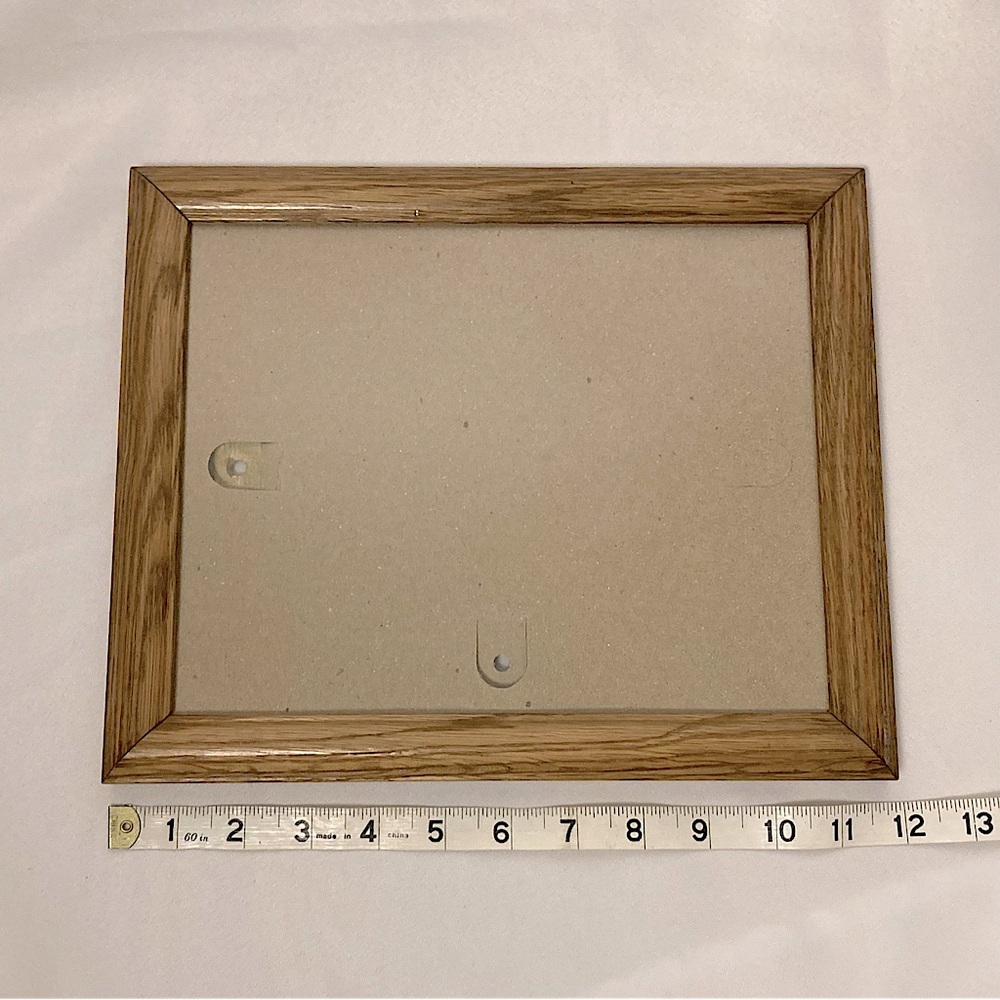 💫 Vintage Wooden 8” x 10” Picture Frame Hangable - Picture 6 of 7